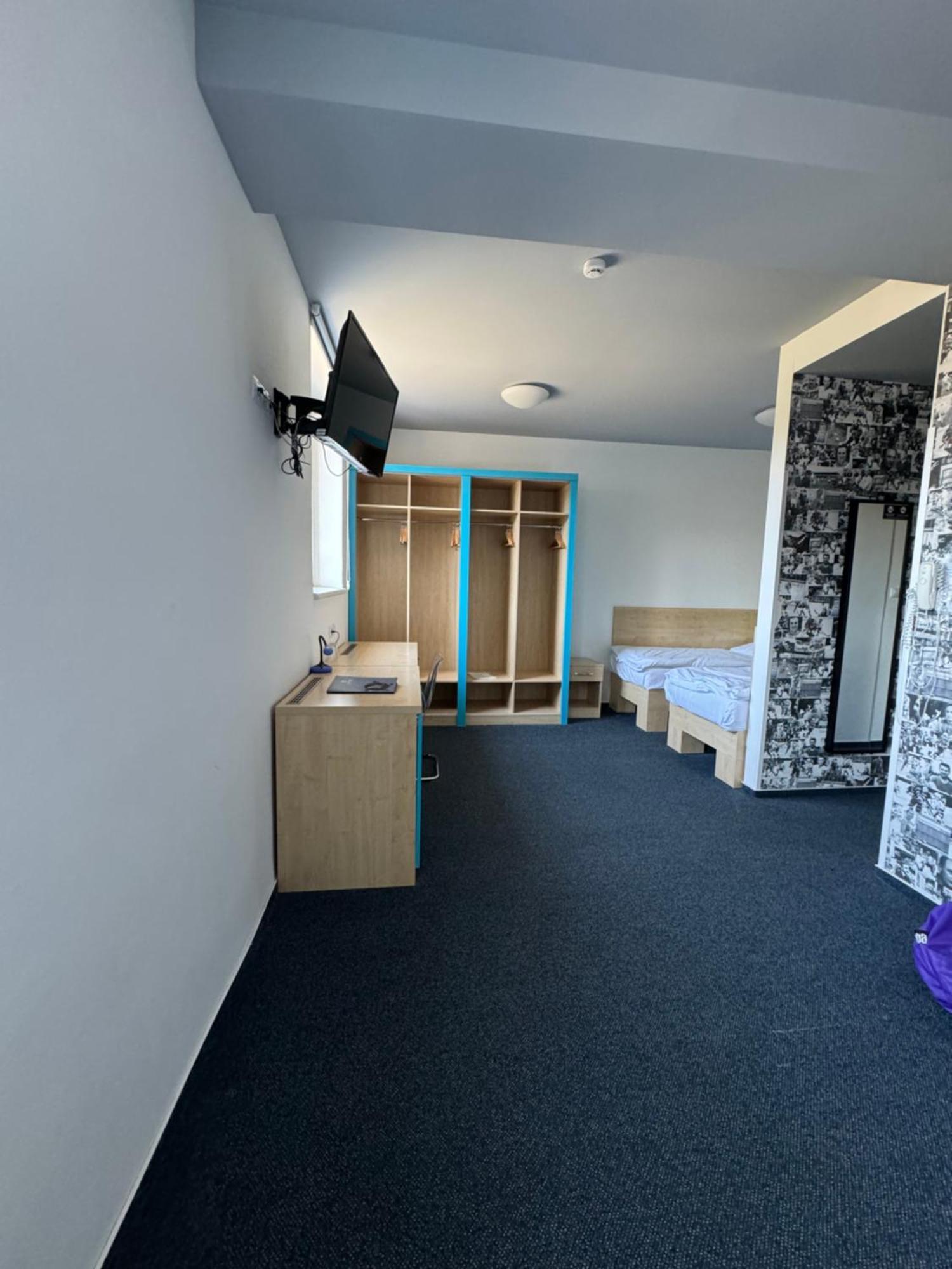 Sport Hotel Sletiste Кладно Екстериор снимка