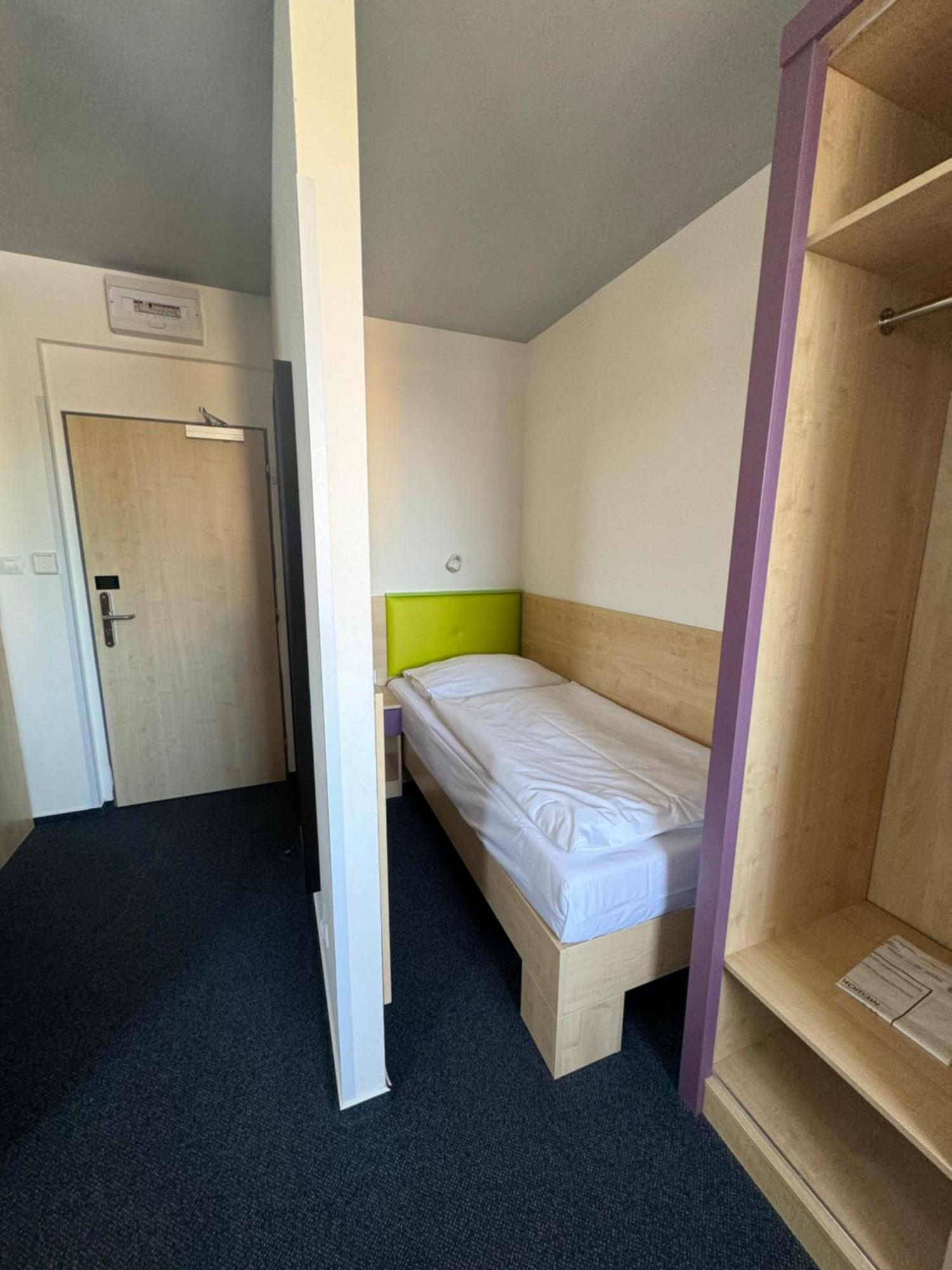 Sport Hotel Sletiste Кладно Екстериор снимка