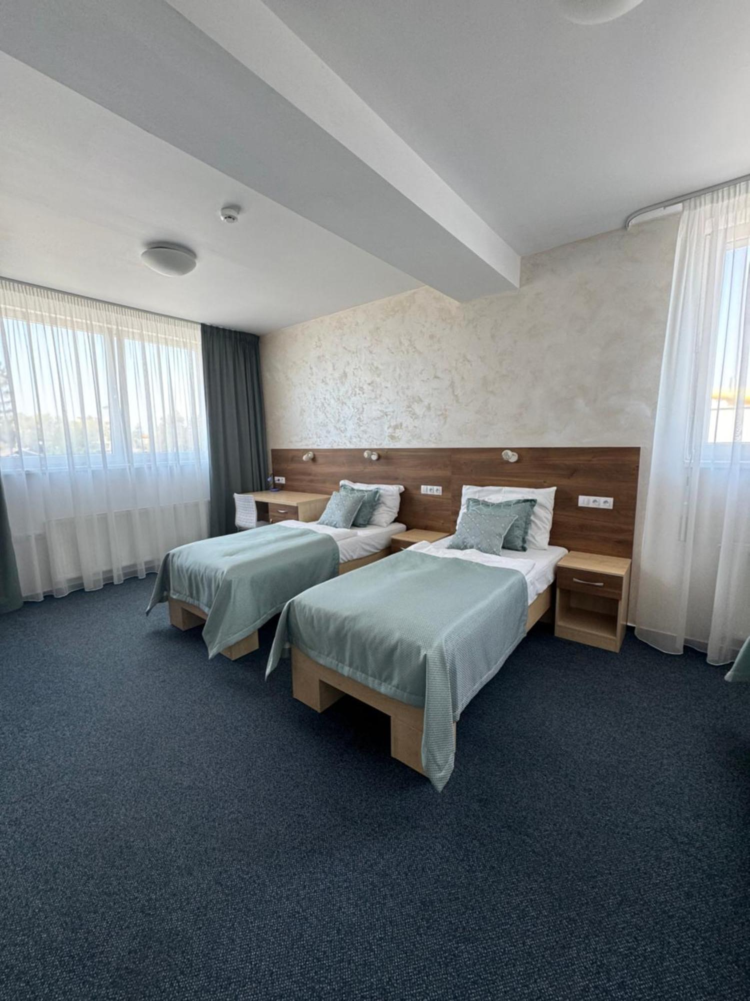 Sport Hotel Sletiste Кладно Екстериор снимка