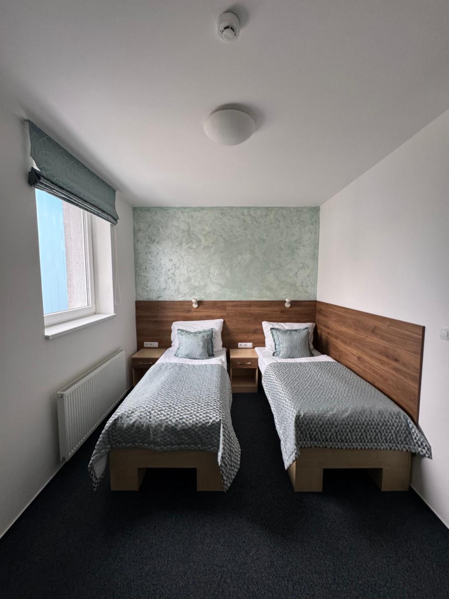 Sport Hotel Sletiste Кладно Екстериор снимка