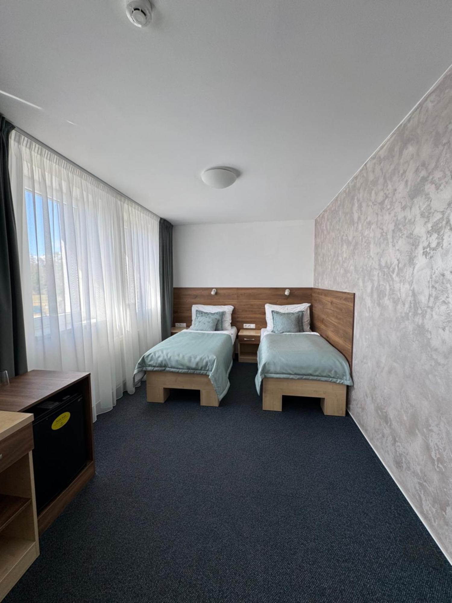 Sport Hotel Sletiste Кладно Екстериор снимка